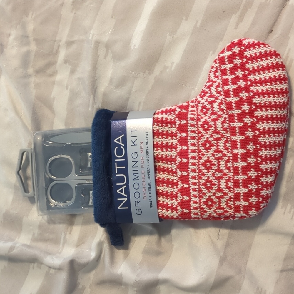 Holiday Grooming Kit